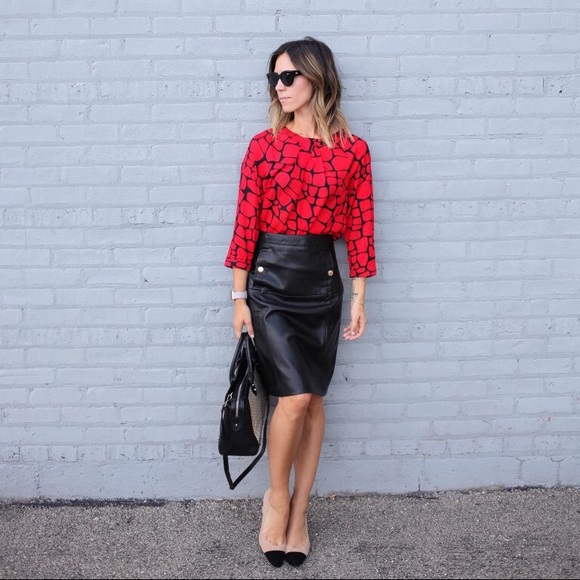 Liz Claiborne Faux Leather Black Skirt - Picture 2 of 8